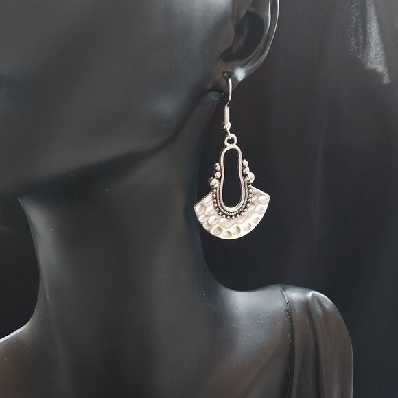 BOHO HAMMERED DANGLE 14K WHITE GOLD PLATED EARRINGS - Picture 9 of 12